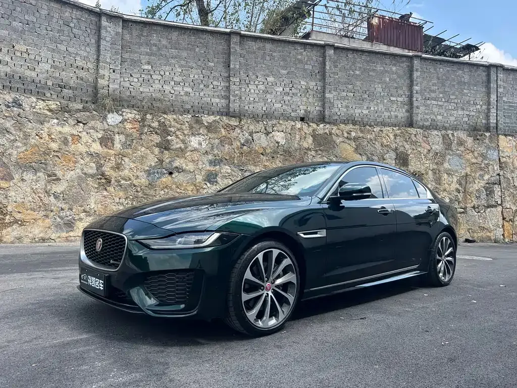Jaguar XEL — фото 1