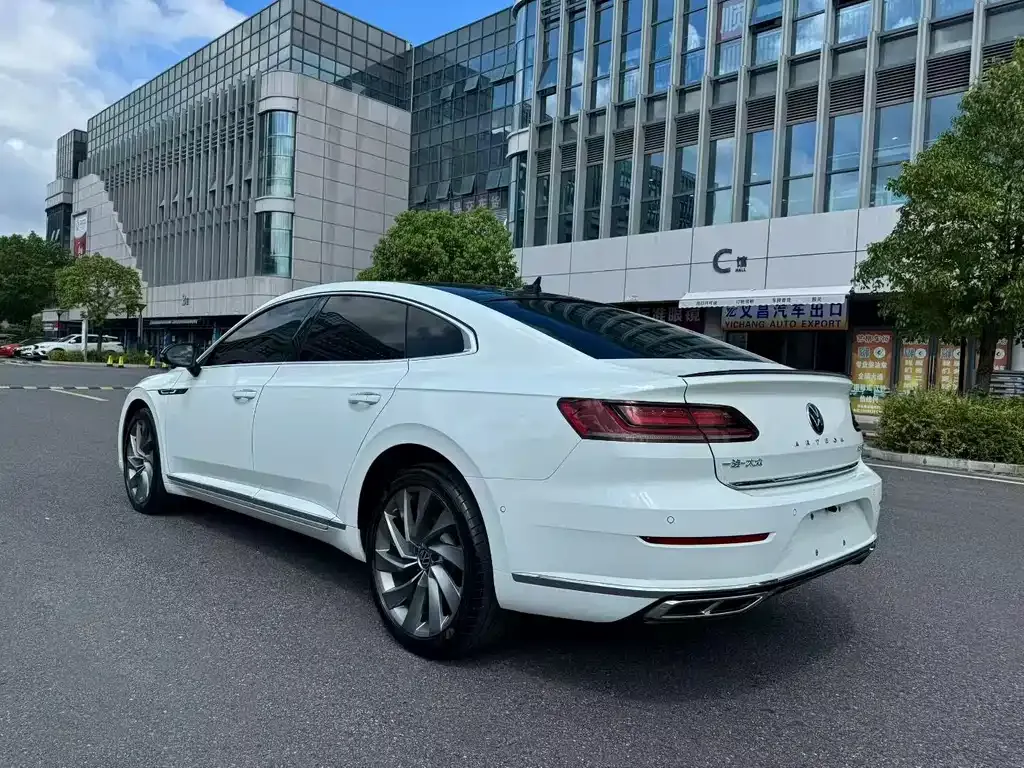 Volkswagen CC — фото 7