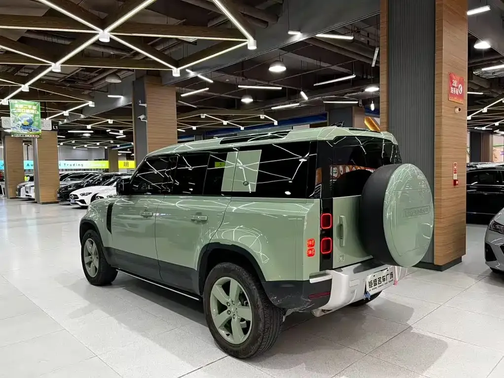 Land Rover Defender — фото 3