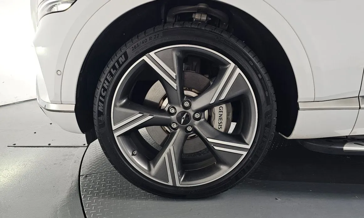Genesis GV80 — фото 10