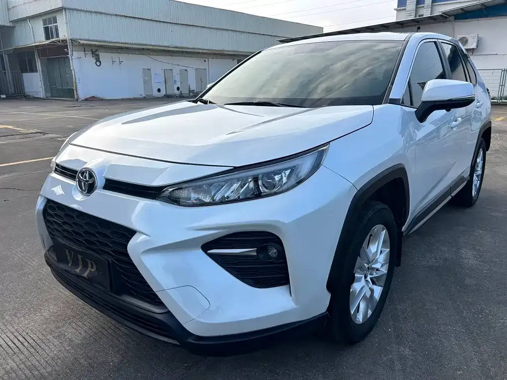 Toyota Wildlander — фото 1