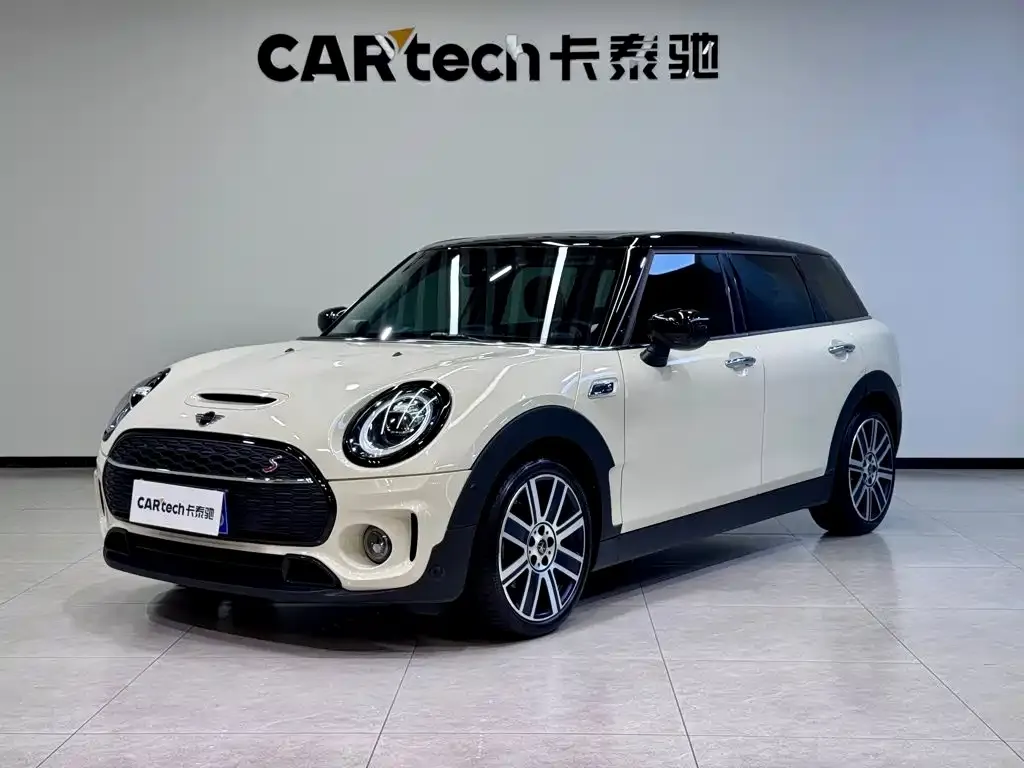 MINI Clubman — фото 1