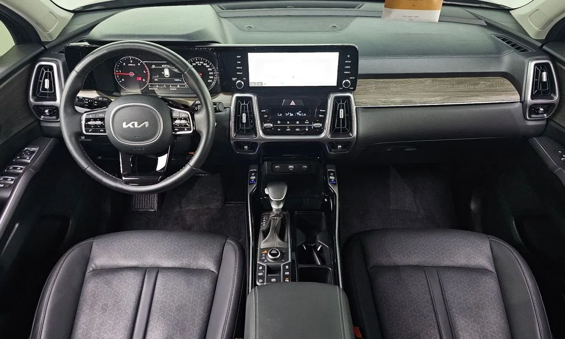 Kia Sorento — фото 5