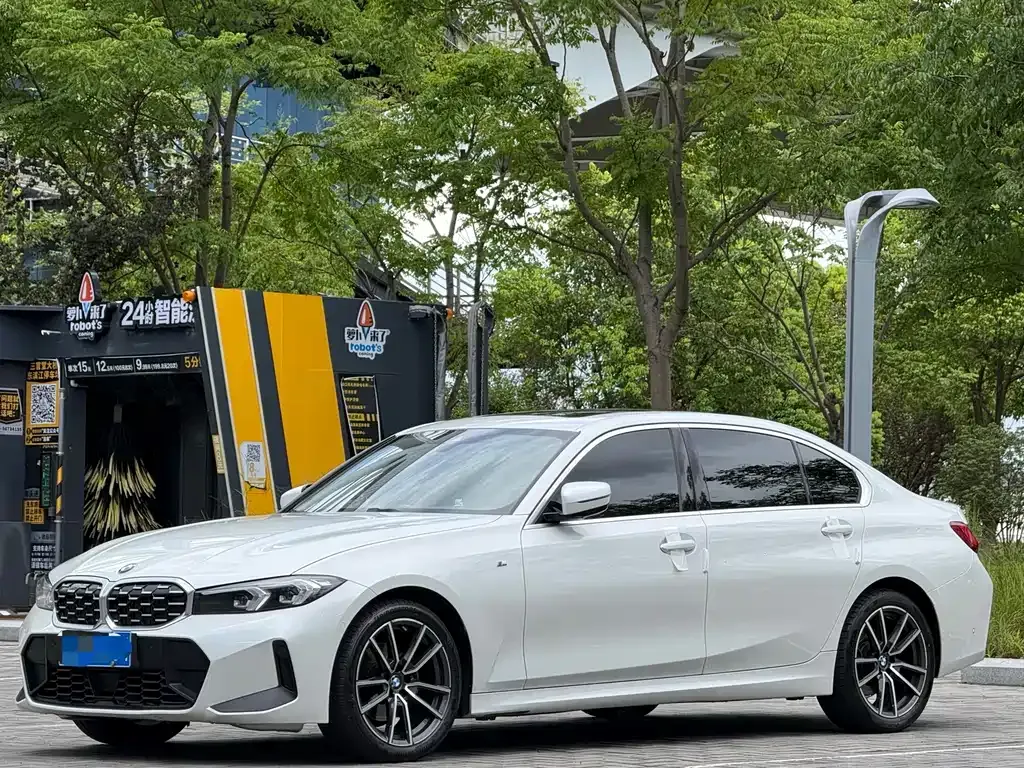 BMW 3 Series — фото 1