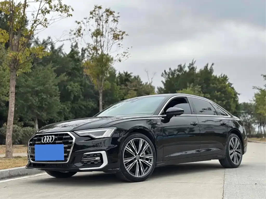 Audi A6L — фото 8