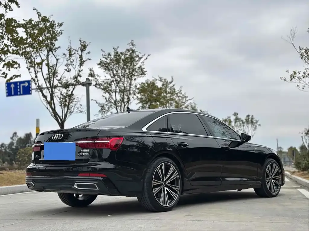 Audi A6L — фото 4