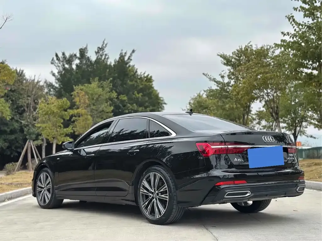 Audi A6L — фото 3