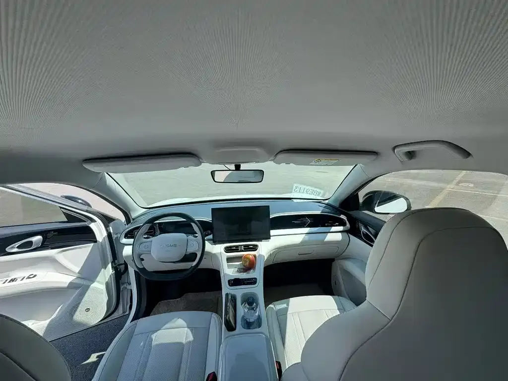 Geely Starburst — фото 5