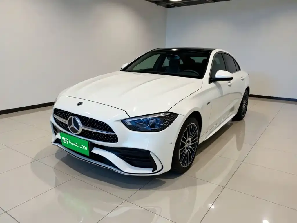 Mercedes-Benz C-Class — фото 1