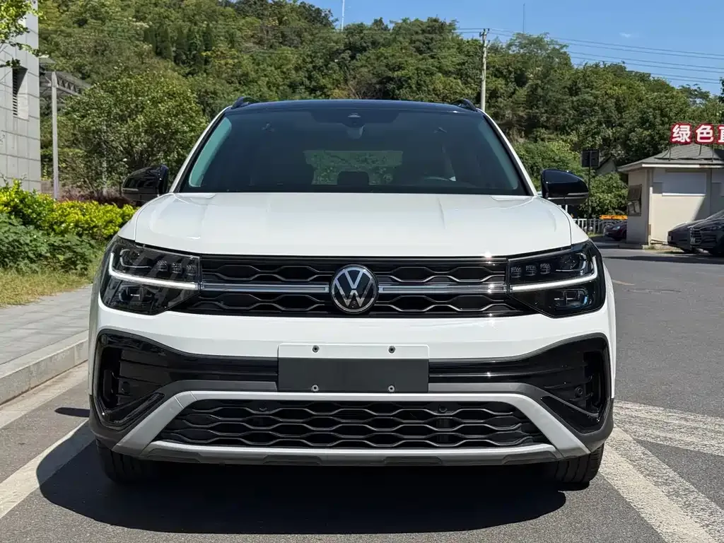 Volkswagen Tharu — фото 9