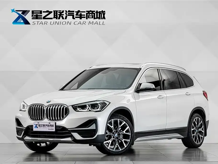 BMW X1 — фото 1