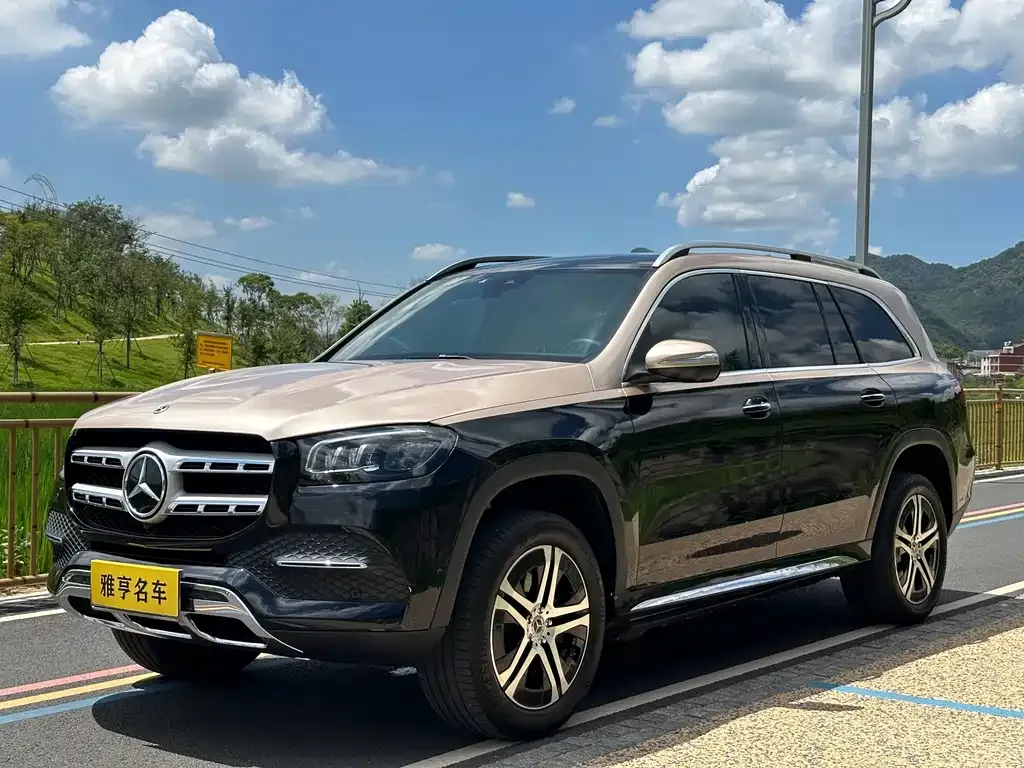 Mercedes-Benz GLS — фото 1