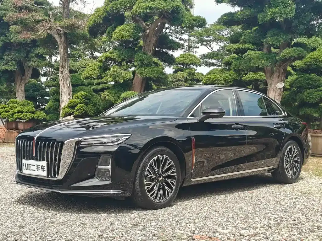 Hongqi H5 — фото 1