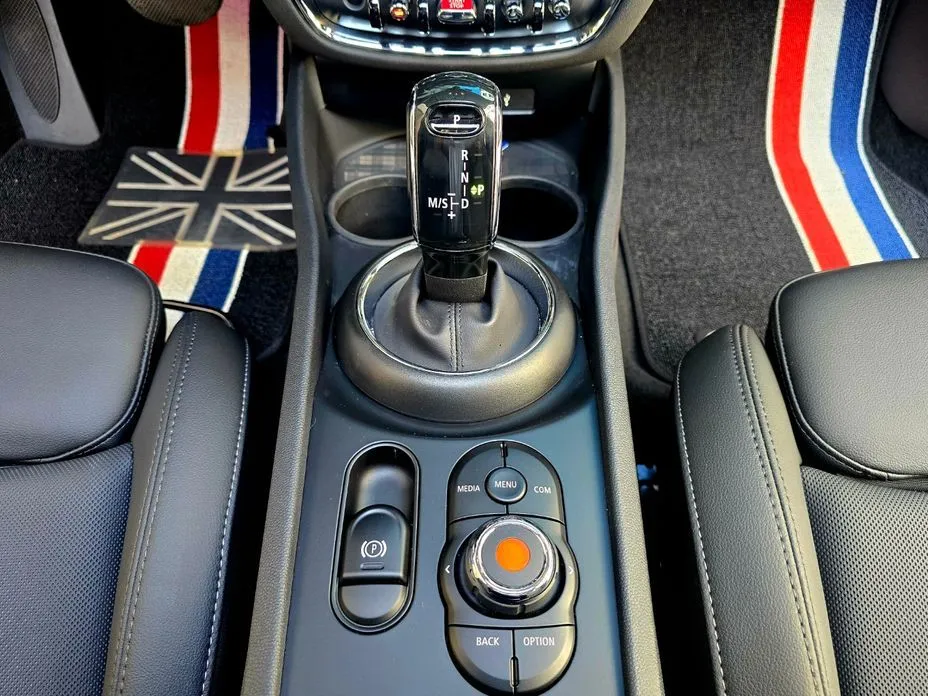 Mini Clubman — фото 9