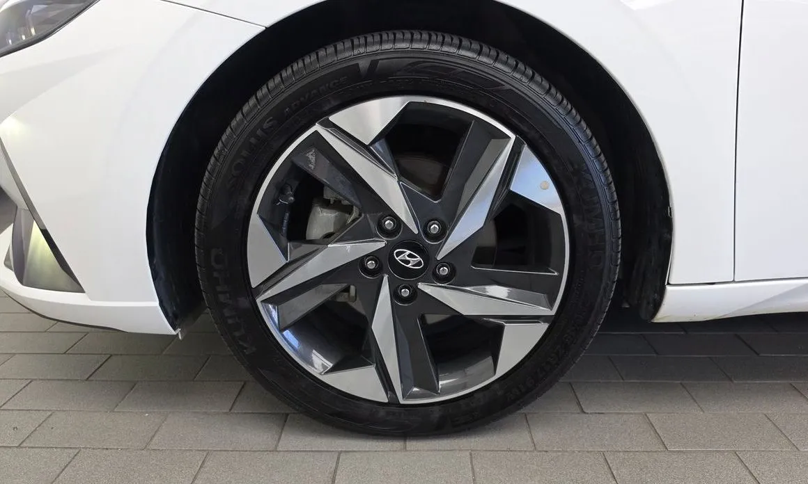 Hyundai AVANTE — фото 2