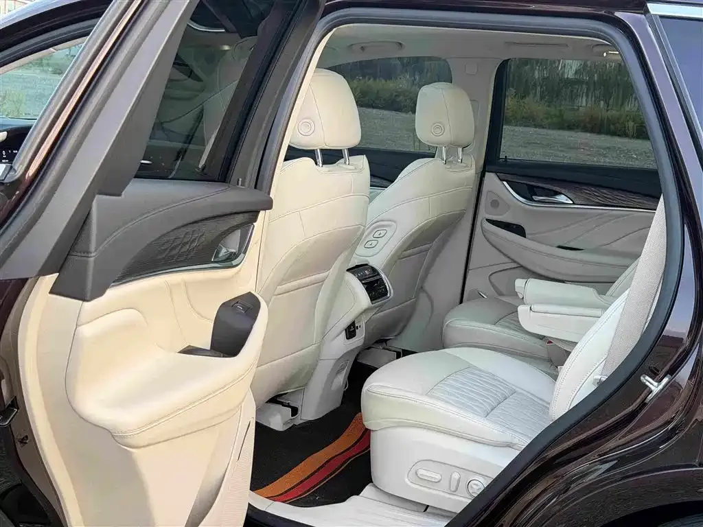Buick Enclave — фото 4