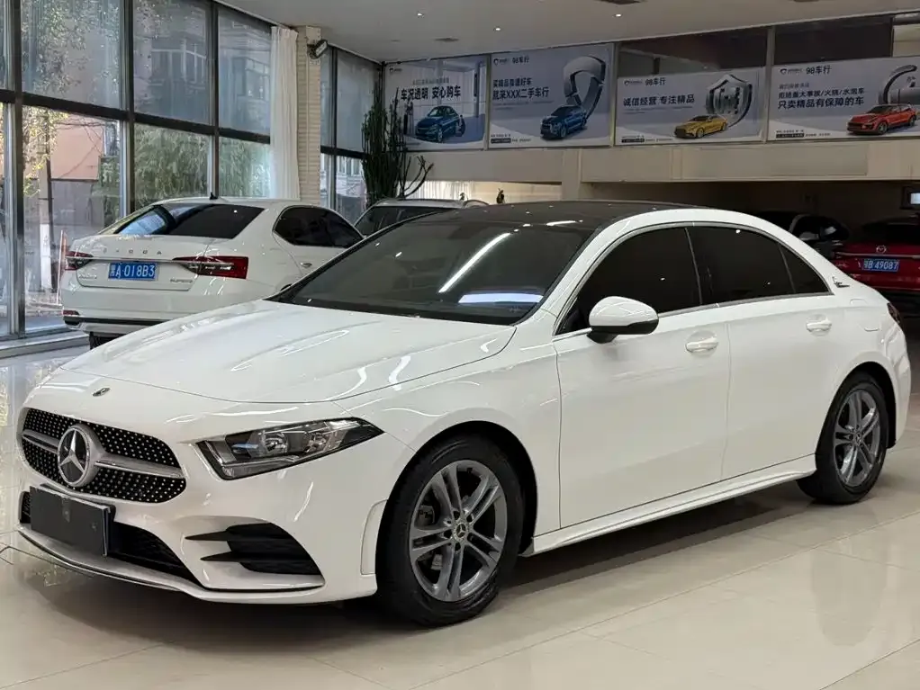 Mercedes-Benz A-Class — фото 1