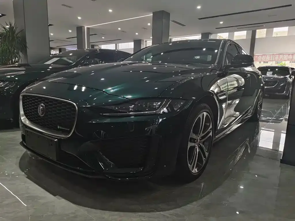 Jaguar XEL — фото 1