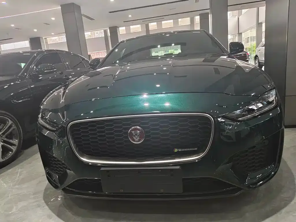 Jaguar XEL — фото 9