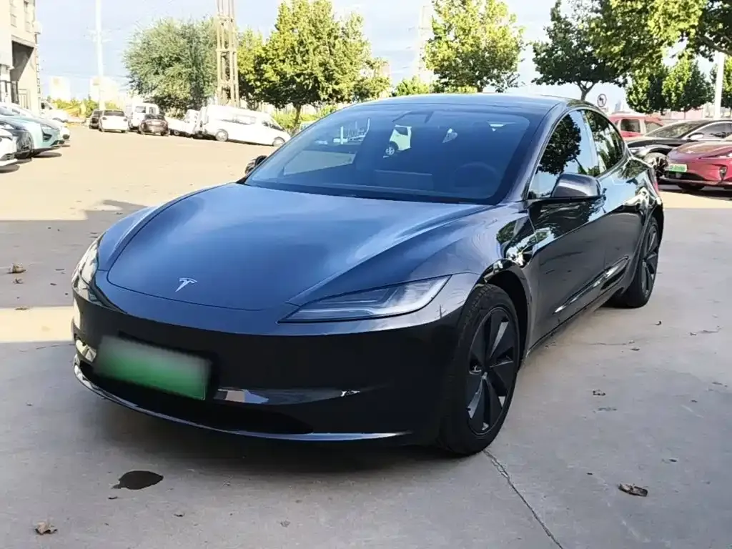 Tesla Model 3 — фото 8