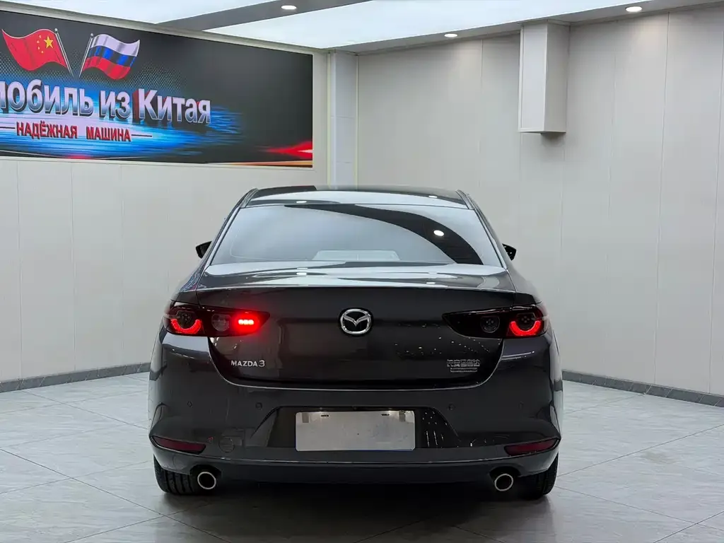 Mazda 3 Axela — фото 2
