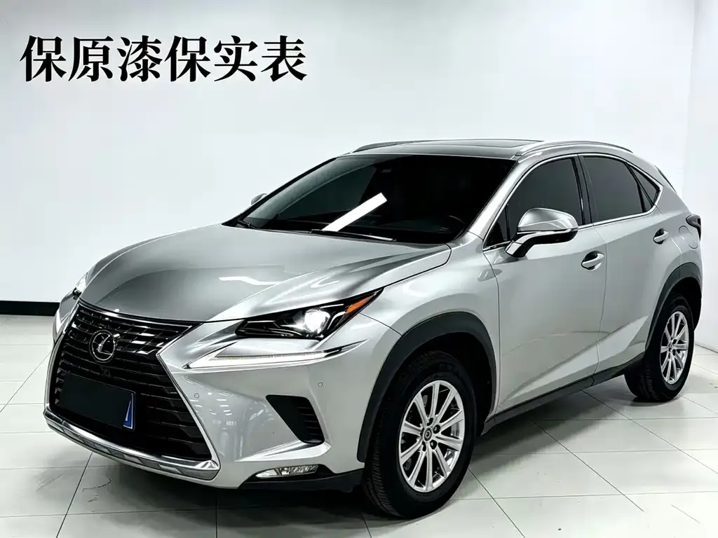 Lexus NX — фото 1