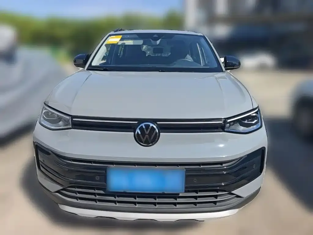 Volkswagen Tharu — фото 5