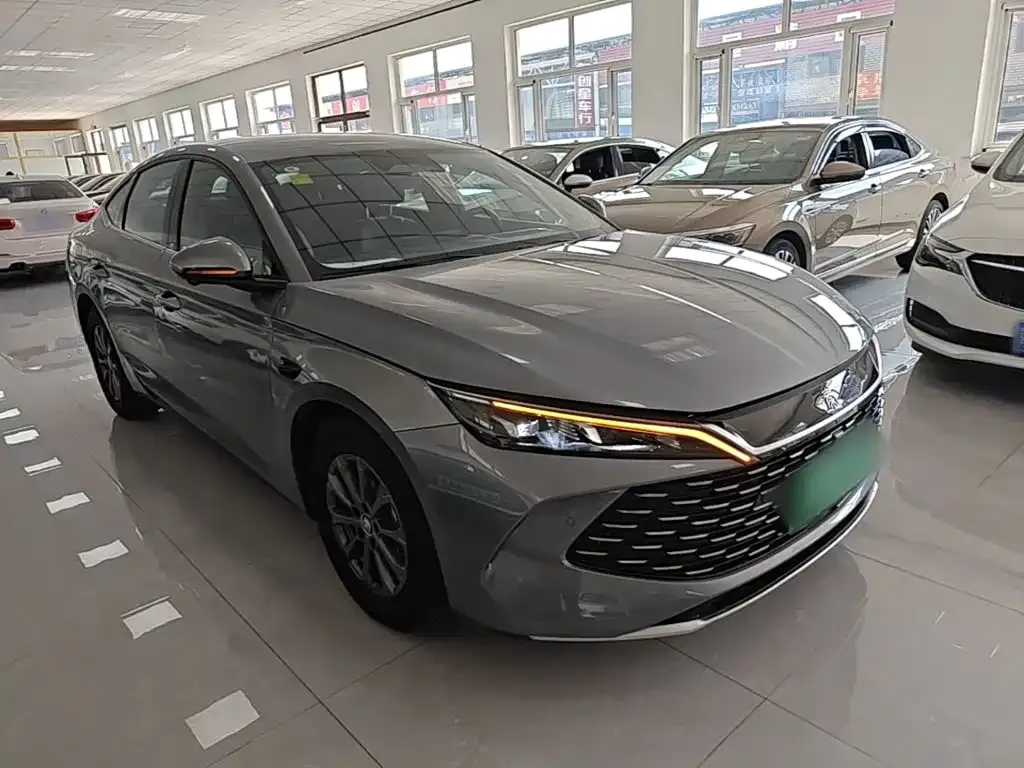 BYD Qin L — фото 10