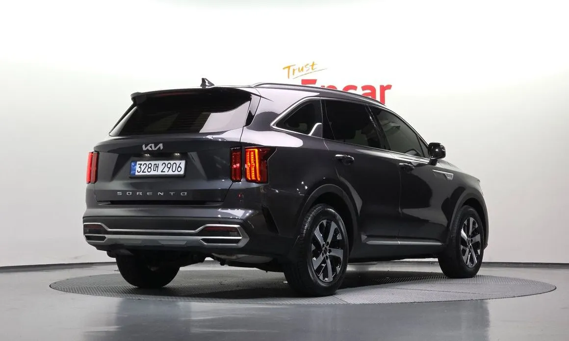 Kia Sorento — фото 5