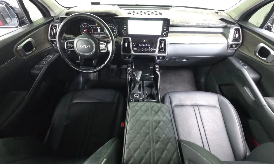 Kia Sorento — фото 10