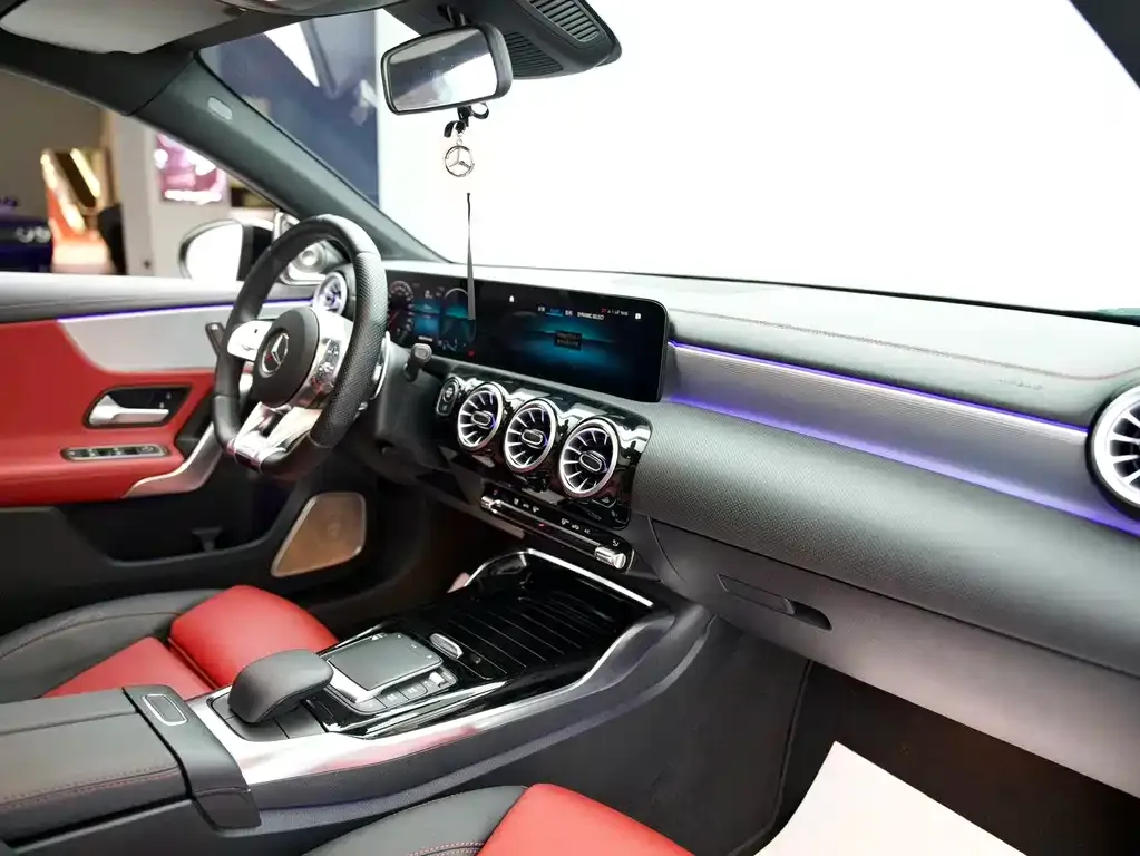 Mercedes-Benz A-Class AMG — фото 4