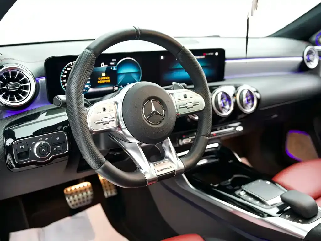 Mercedes-Benz A-Class AMG — фото 9