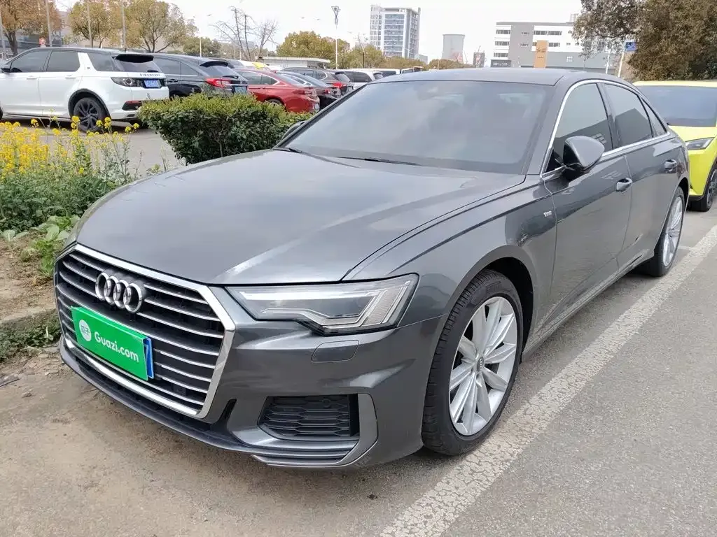 Audi A6L — фото 10