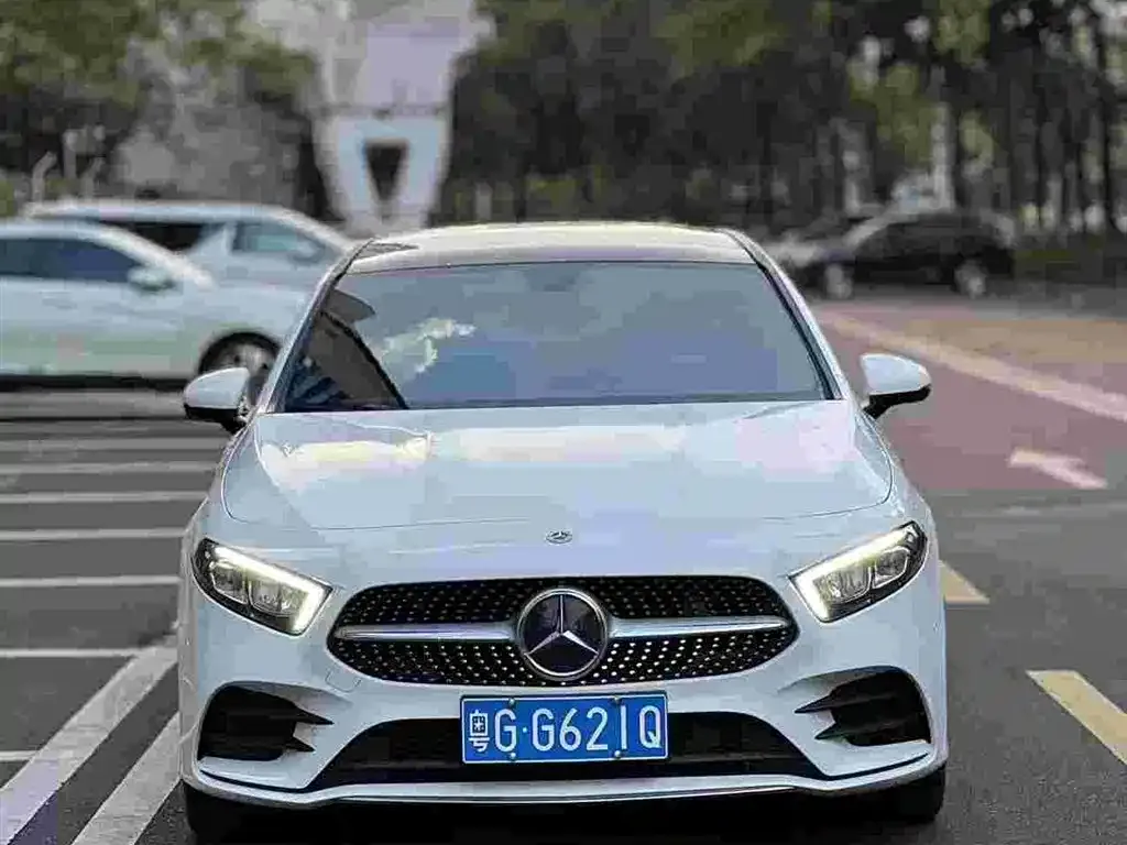 Mercedes-Benz A-Class — фото 1