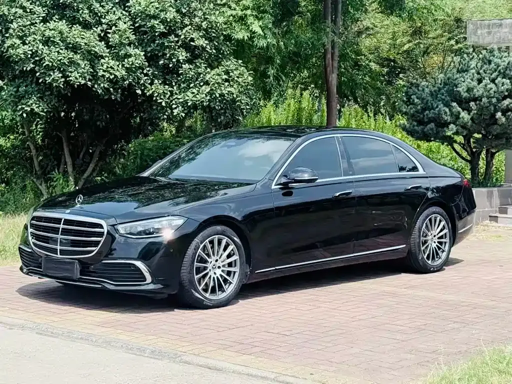 Mercedes-Benz S-Class — фото 1