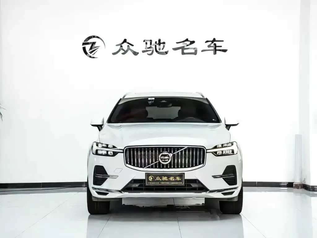 Volvo XC60 — фото 2