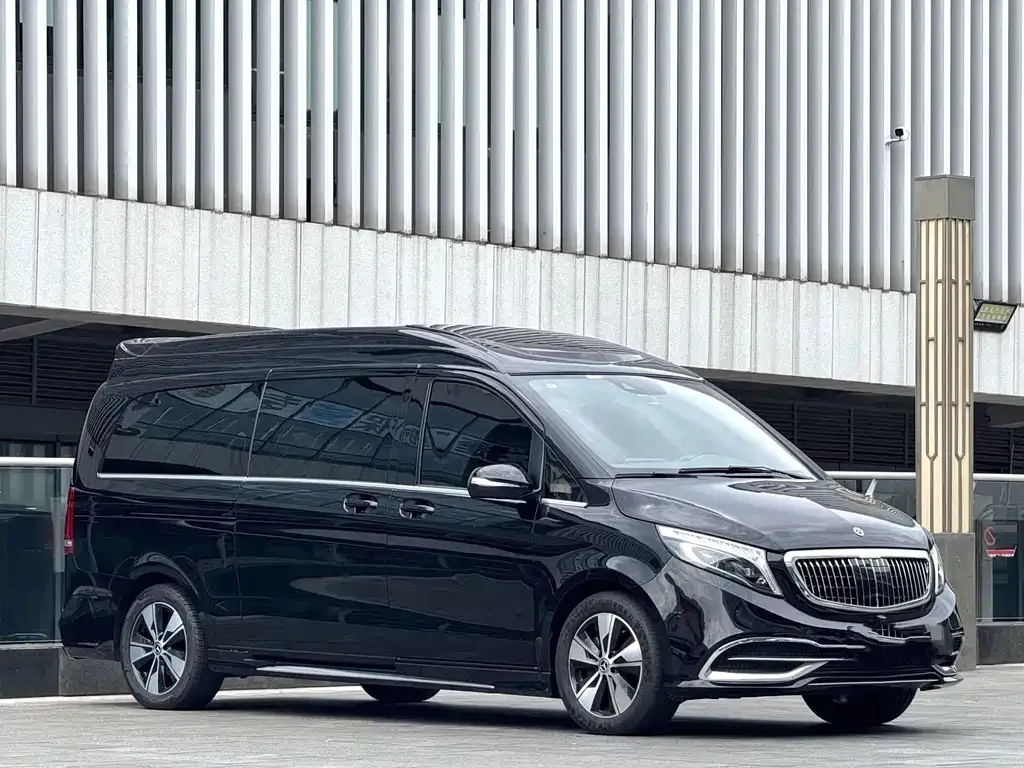 Mercedes-Benz V-Class — фото 4