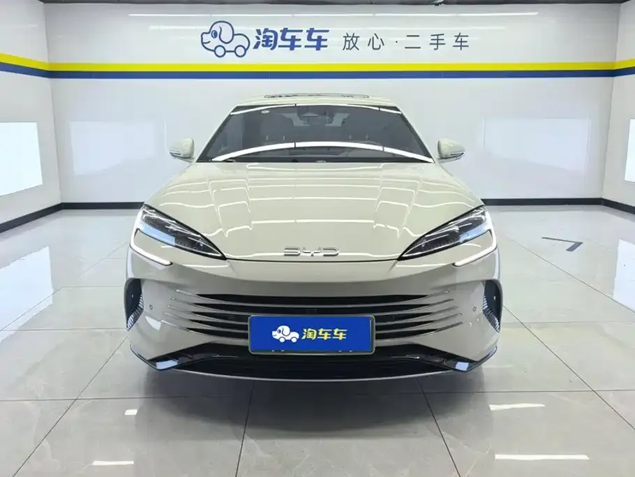 BYD Seal — фото 9