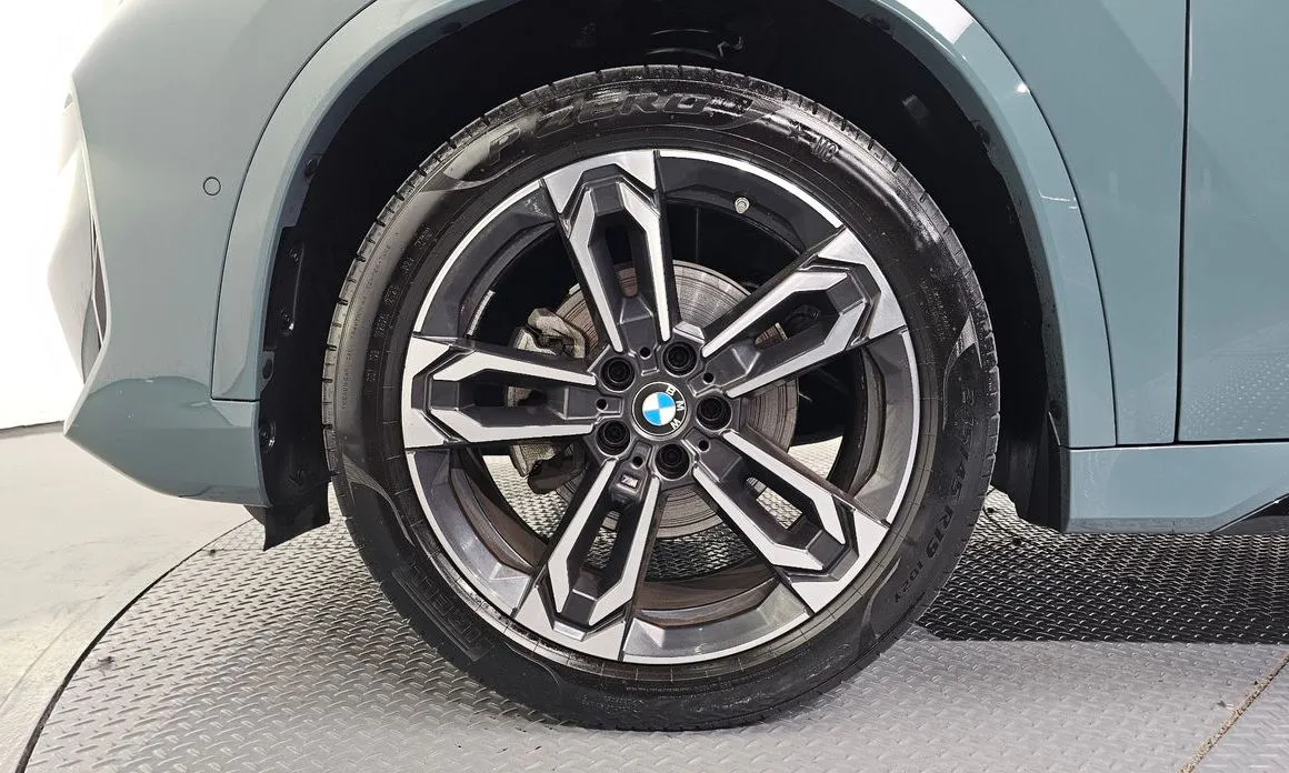 BMW X1 — фото 10