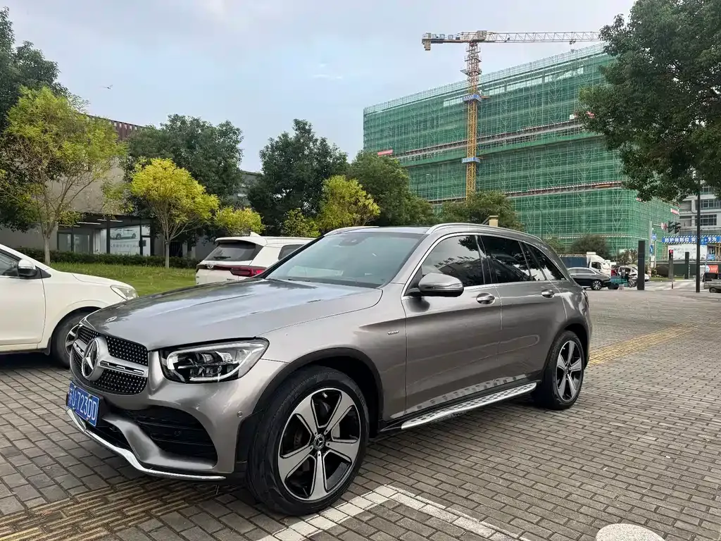 Mercedes-Benz GLC — фото 1