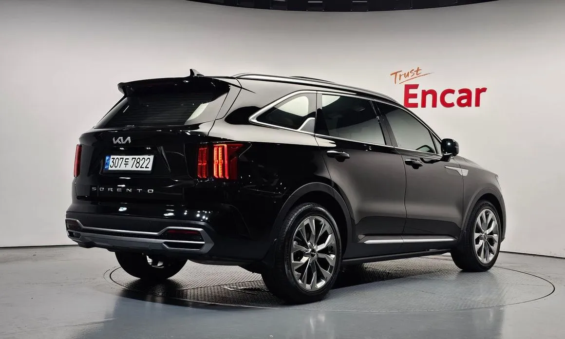 Kia Sorento — фото 5