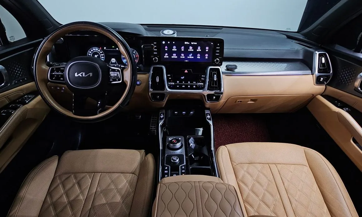 Kia Sorento — фото 9