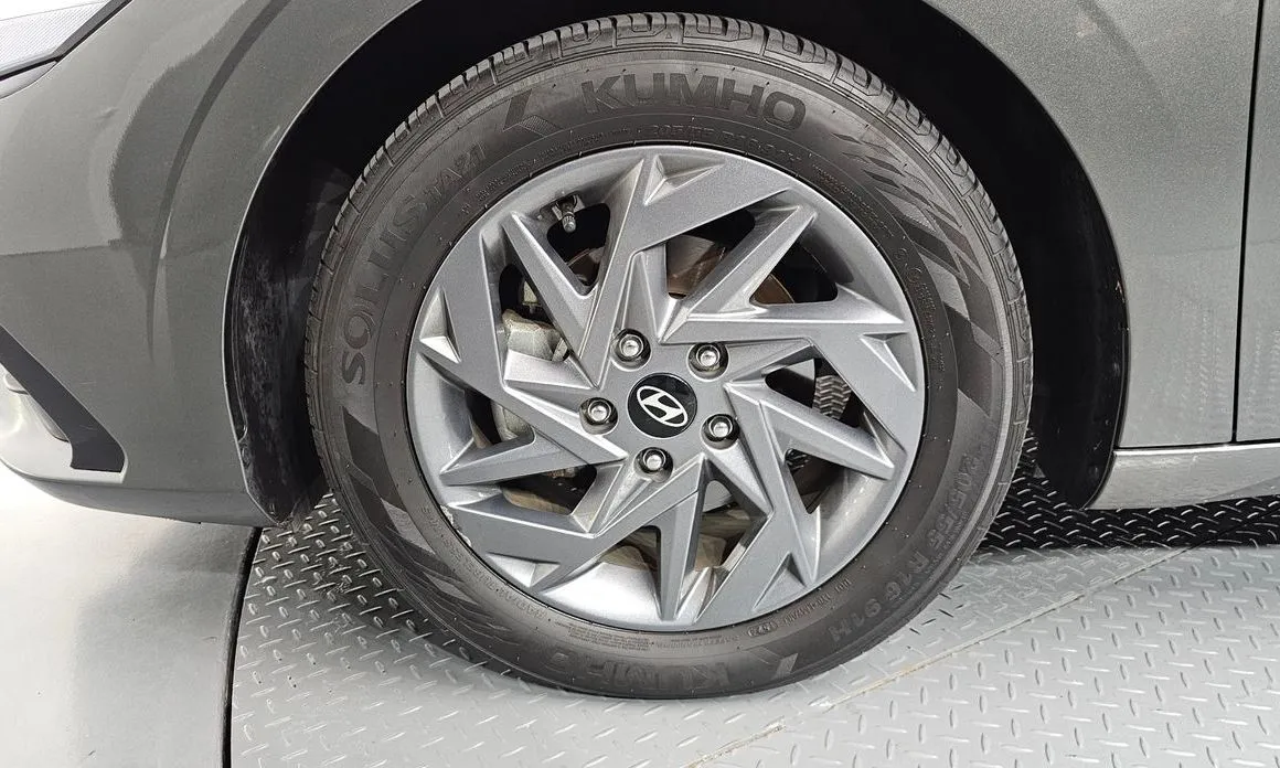 Hyundai AVANTE — фото 10