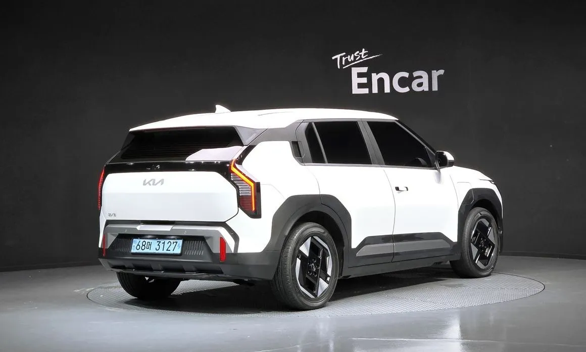 Kia EV3 — фото 6
