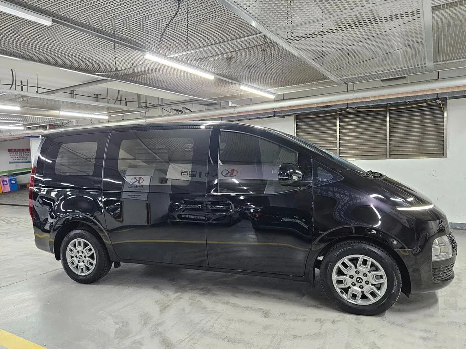 Hyundai Staria — фото 4