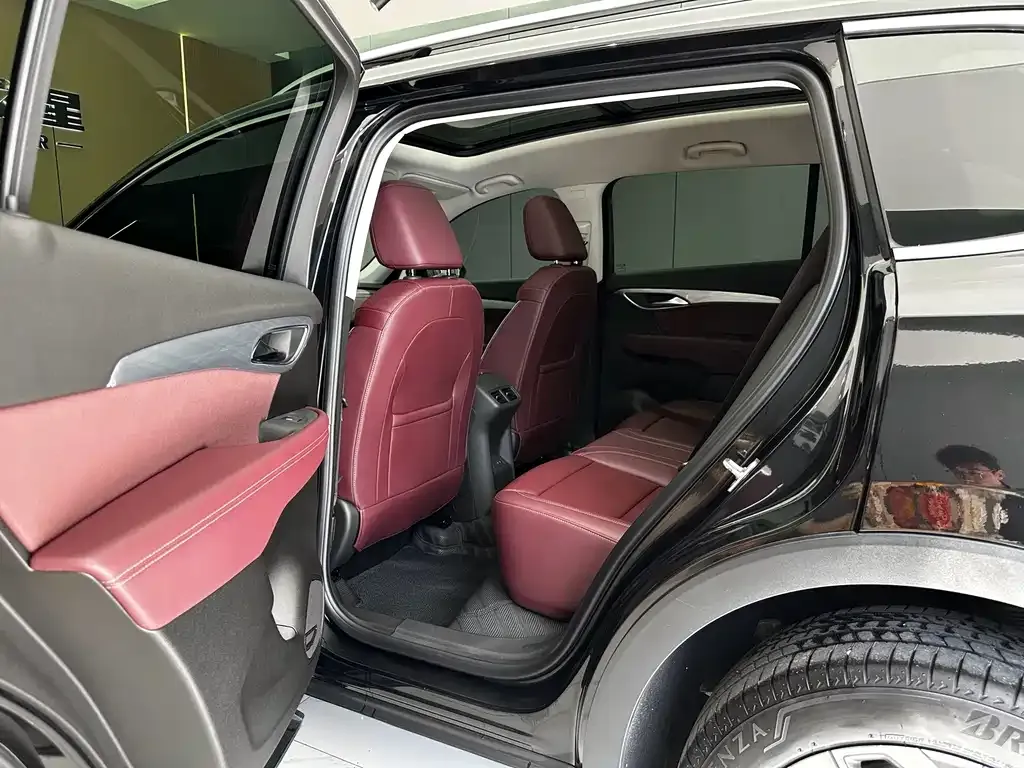 Buick Envision Plus — фото 5