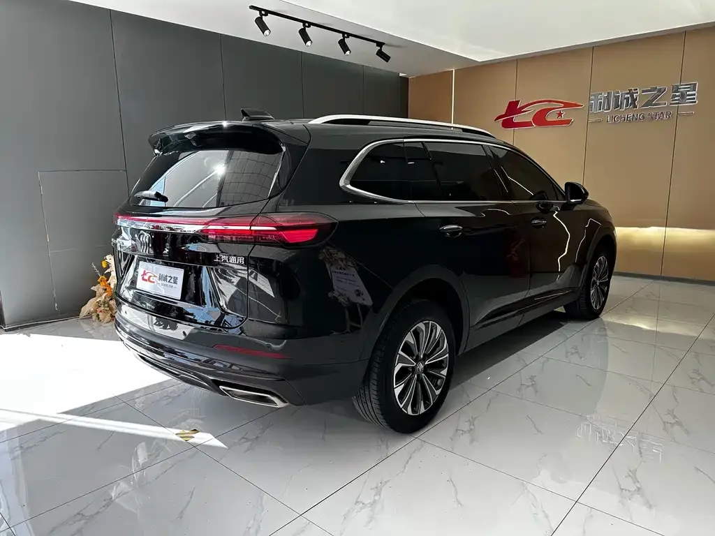 Buick Envision Plus — фото 9