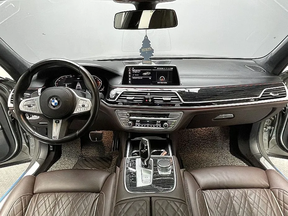 BMW 7-Series — фото 3