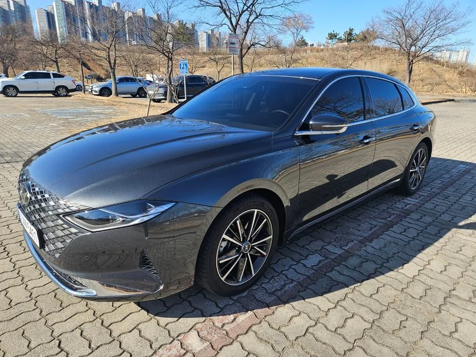 Hyundai Grandeur — фото 1