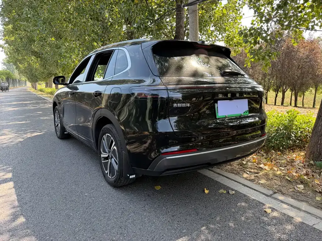 Geely Galaxy Xingjian 7 — фото 10